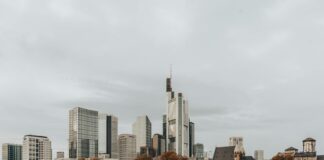 Aktuelle Ausstellungen In Frankfurt: Entdecken Sie Faszinierende Kunst Highlights!