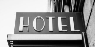 Frankfurt Hotel Mit Whirlpool Im Zimmer: Luxusurlaub Entdecken!