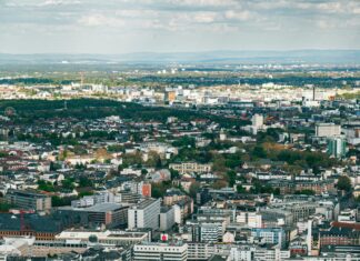 Frankfurt Zeil Parkhaus: Entdecke Die Geheimtipps Für Stressfreies Parken