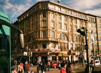 Verkaufsoffener Sonntag Frankfurt: Warum Sie Dieses Shopping-Erlebnis Nicht Verpassen Dürfen!