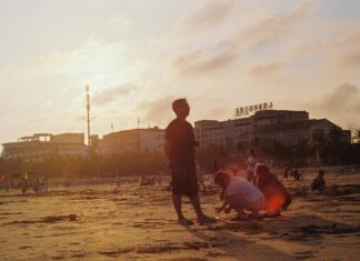 Frankfurt Skyline Hotel Entdecken: Luxus, Ausblick & Geheimtipps