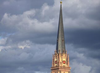 Millennium Tower Frankfurt: Faszinierende Fakten Und Geheimnisse Entdecken