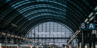 Frankfurt Namaz Vakitleri: Entdecke Die Genauesten Gebetszeiten!