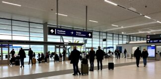Neue Abfahrtszone am Terminal 2 des Frankfurter Flughafens eröffnet Home