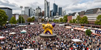 Platzhirsch Frankfurt: 100.000 Besucher feiern vier Tage lang