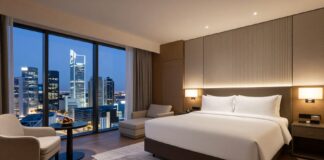 Sheraton Frankfurt Airport feiert 20-jähriges Jubiläum mit neuen Luxus-Suiten