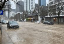 Starkregen flutet Frankfurt: 50 Liter pro Quadratmeter in einer Stunde